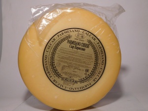 Сыр Пармезано "C.A.L.C.A.R." (~ 6,800 кг) упак. 2 шт. Уругвай